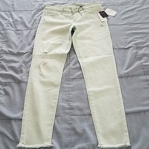 NWTS CP ANKLE SKINNY JEANS SIZE 3.